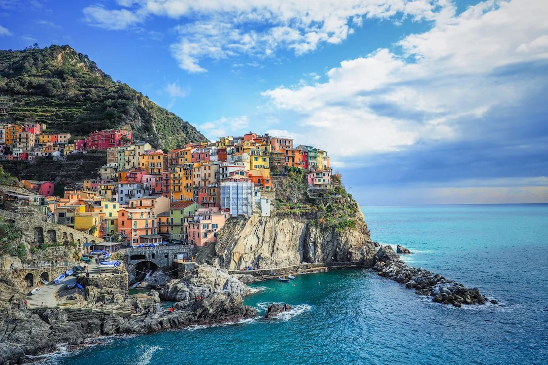 Manarola, Italie : Guide Complet pour Visiter ce Joyau des Cinque Terre